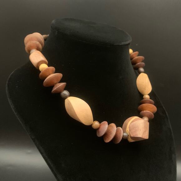 Vintage Chunky Wood Bead Statement Necklace - Picture 2 of 10